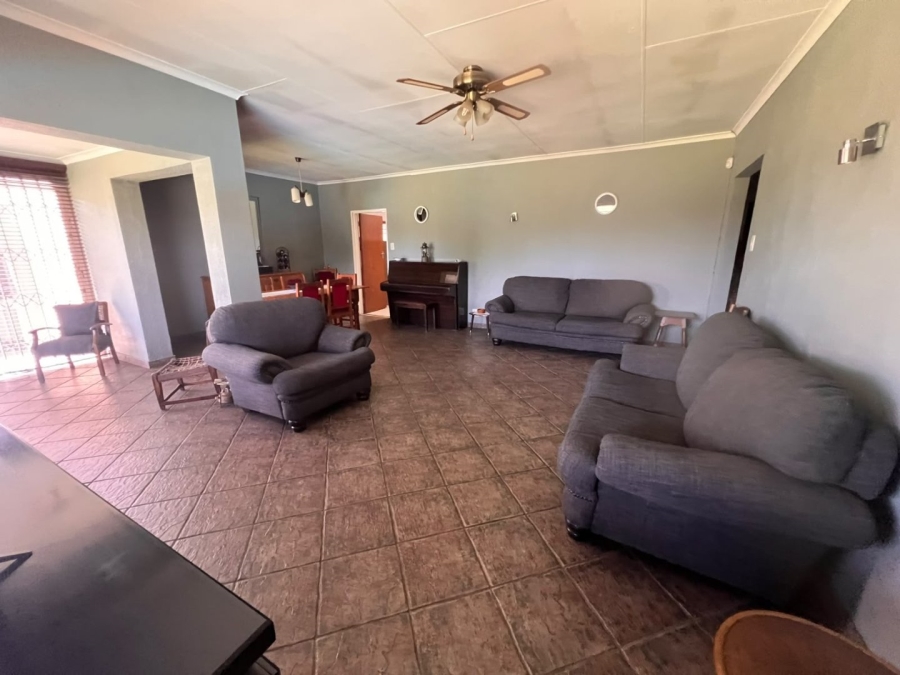 3 Bedroom Property for Sale in Roodia Free State